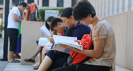 注會(huì)綜合階段考場(chǎng)外2.jpg